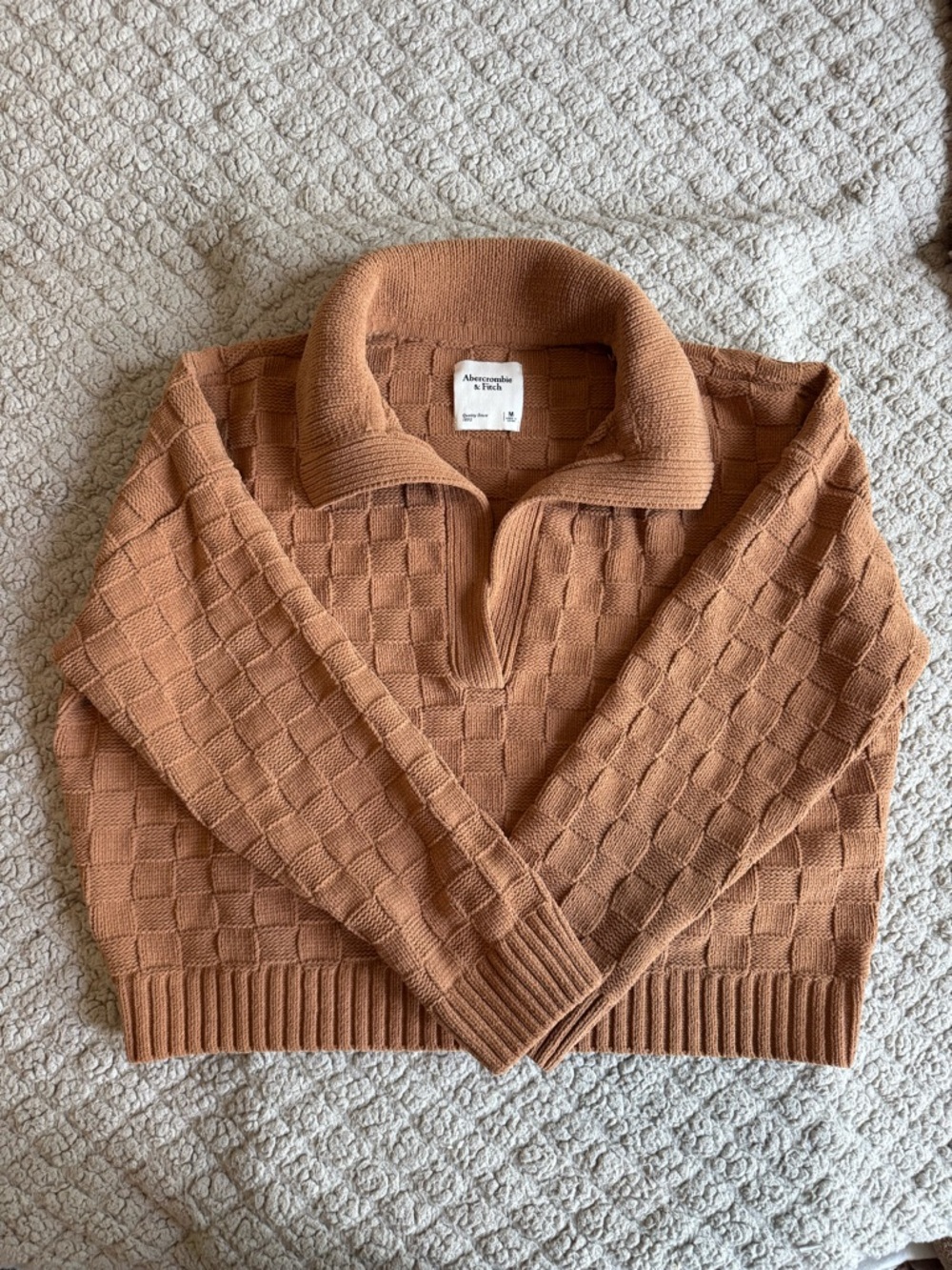 Like New Abercrombie & Fitch Checker Knit Quarter-Zip Sweater - Medium
